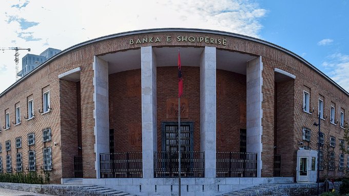 Fondi i Nderhyrjes se Jashtezakonshme: Bankat kane derdhur 1.3 mld leke per dy vjet